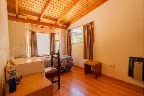 Venta 2 Casas + Restaurant Bustillo Km 13.900