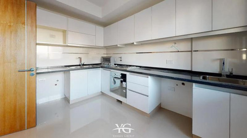 Espectacular Departamento De 3 Ambientes Con Patio En Caballito Con Amenites