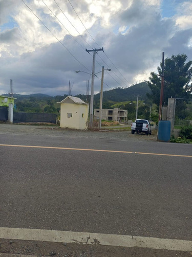 Proyecto Solares En  Jarabacoa, Río Privado Yaque Del Norte