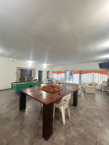 Casa En Venta En Pueblo Esther Con Jardin Y Pileta
