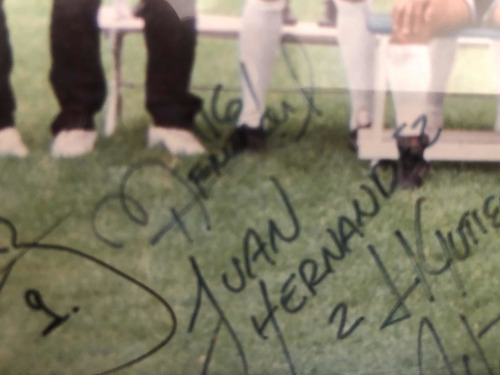 Foto Del Cf Monterrey Autografiada Por La Aplanadora.