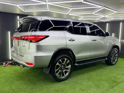 Toyota Fortuner Srv 2022
