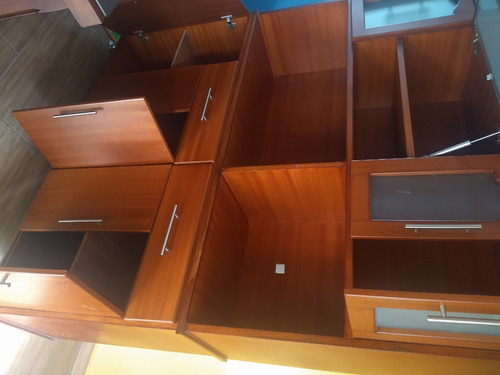 Imagen 2 de 5 de Mueble De Cocina ( Aparador)