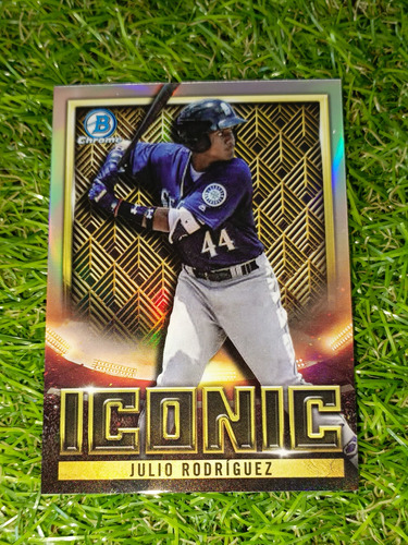 Cv Julio Rodríguez Refractor 2023 Bowman Chrome Iconic