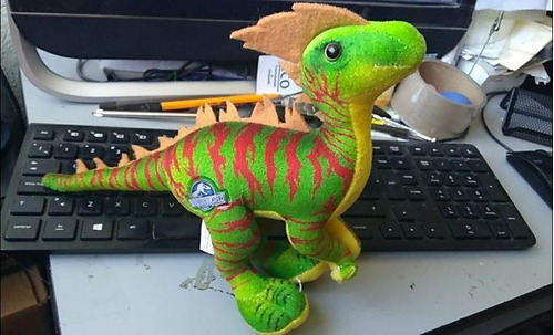 Jurassic World Toy Factory Hybrid Raptor Plush 28 Cms