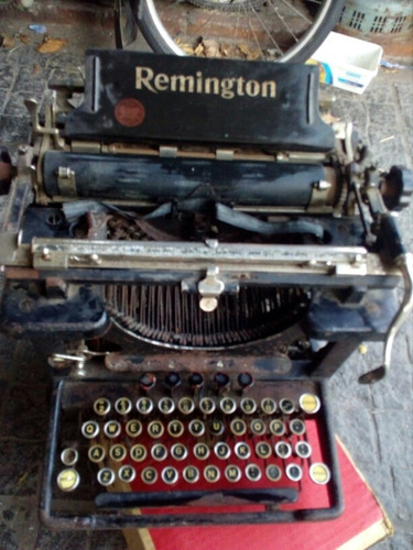 Antigua Máquina De Escribir Remington Original Decoracion (Usado)