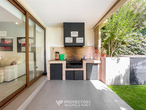 Casa En Arriendo De 4 Dorm. En Lo Barnechea