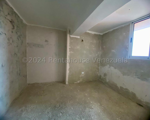 Renta House Trae Para Ti, Espectacular Apartamento En Venta En Obra Gris, Para Ser Remodelado A Tu Gusto. Ideal Para Ti Que Buscas Modernismo Y Comodidad. Maritza Lucena Tu Asesora De Confianzaa