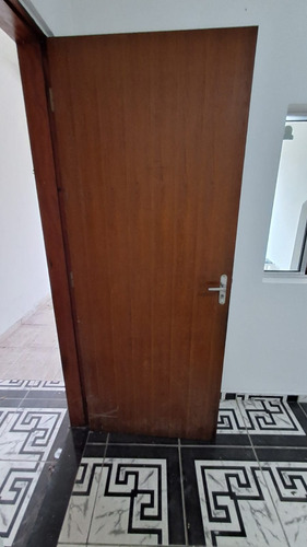 Imovel Com 4 Casas De 3 Cômodos Banheiro Quintal E Garagem