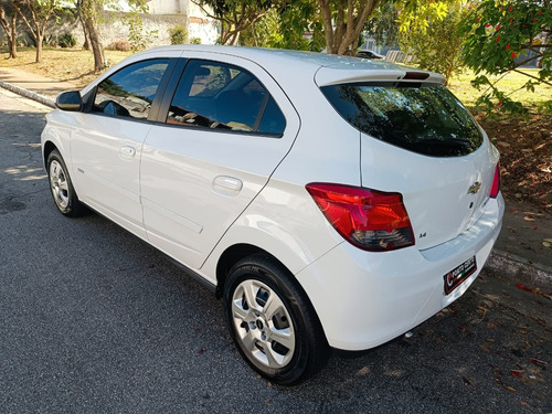 Chevrolet Onix 1.4 Lt 5p
