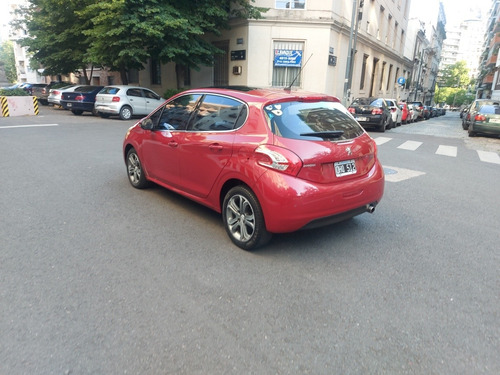 Imagen 17 de 25 de Peugeot 208 2014 1.6 Feline Pack Cuir