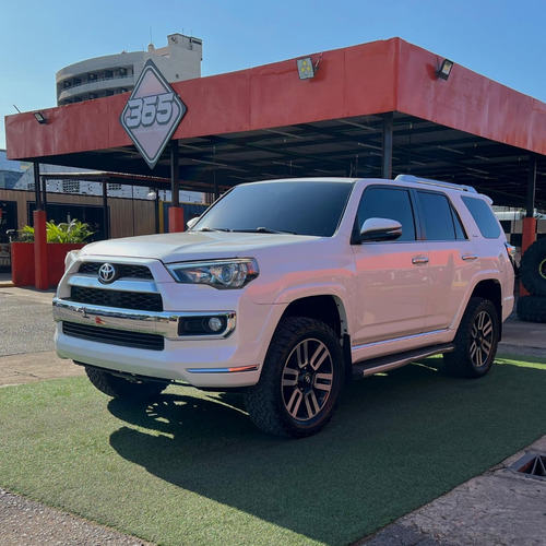 Toyota 4runner Limited 4x4