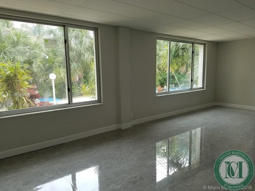 Imagem 6 de 20 de Apartamento - Ap00243 - 34723782