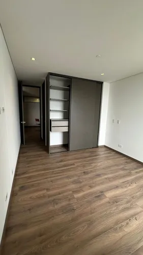 Apartamento En Venta En El Poblado, Las Palmas. Cod V12671
