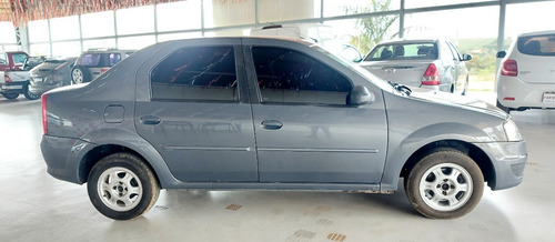 Imagem 2 de 15 de Renault Logan 2012