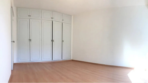 Marti Reciclado A Nuevo, A 2 Cuadras Rambla, Liv Y Comedor Grande 3 Dorm Con Placares, 2 Baños Completos, Amplios A Nuevo Moderna Cocina, Con Muchos Placares Calefacción Vigilancia 18 Horas