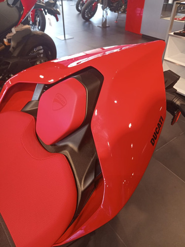 Ducati Streetfighter V4s
