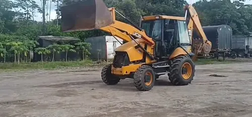 Retroexcavadora Jcb 3c, 2012, 9000 Horas, Llantas Nuevas.
