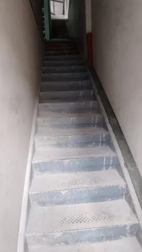 Arriendo Locales Edificio En Barrio Restrepo