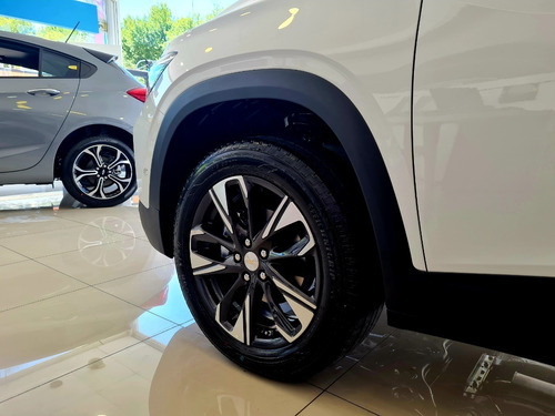 Imagen 3 de 24 de Nueva Chevrolet Tracker Premier 2023 0km 1.2 T Automat Smar6