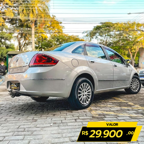 Fiat Linea 1.8 16v Lx Flex 4p