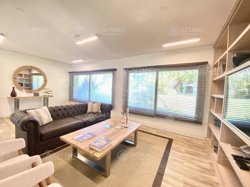 Venta Apartamento 3 Dormitorios. Playa Brava, Punta Del Este