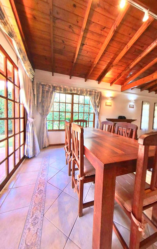 Venta- Casa En Una Planta En El Sosiego, Canning