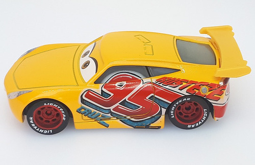 Miniatura Carros 3 - Cruz Ramirez Rust-eze