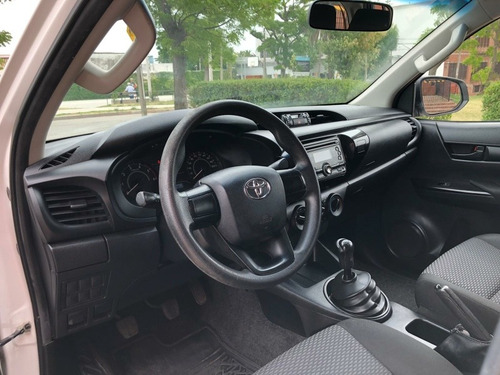 Toyota Hilux 2.4 Dx Diesel 2017 (( Gl Motors )) Financiamos!