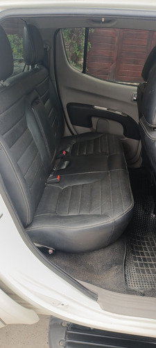 Mitsubishi L200 3.2 Cab Doble 4wd Cr 170cv Mt