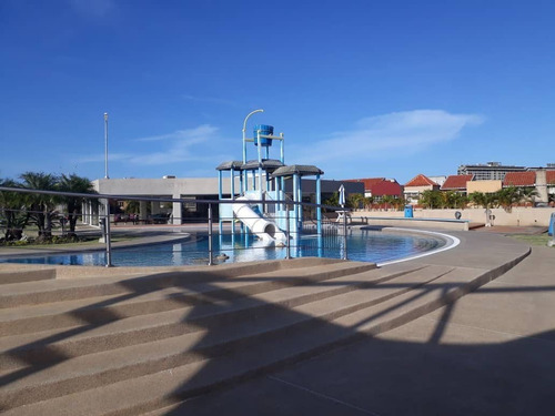 Imagen 10 de 14 de Th En Venta Pueblo Viejo (puerto Encantado)