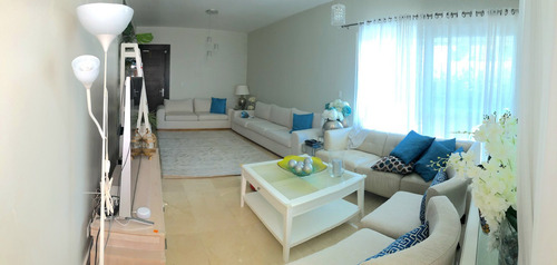 Apartamento En Venta En La Esmeralda, Santiago.