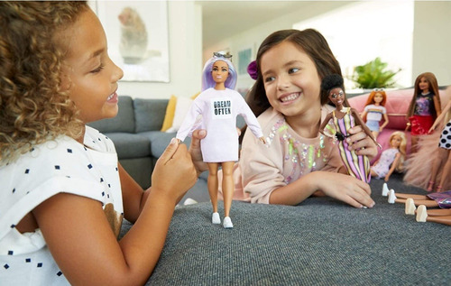 Imagem 5 de 6 de Barbie Fashionista 136 Cabelo Longo Arcoíris Ms