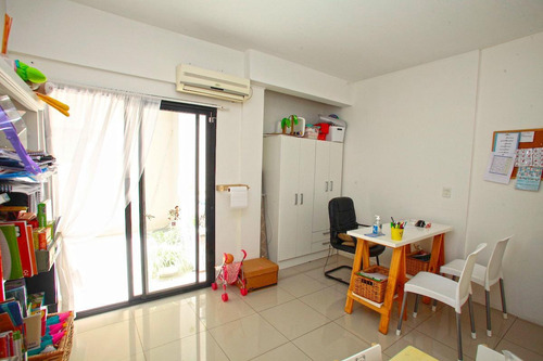 Excelente Departamento En Venta Apto Credito En San Isidro - 2 Dorm -pb C/ Jardin