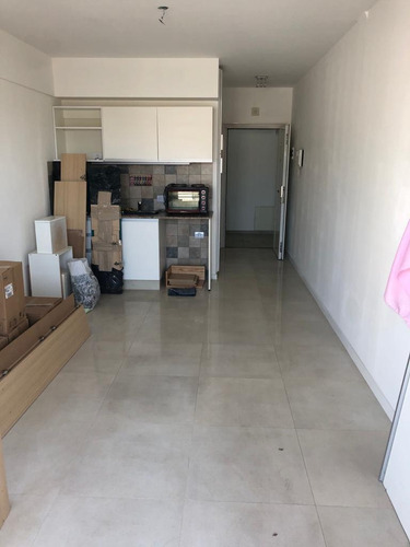 Monoambiente Con Balcón En Venta Parque Chas Bajas Expensas