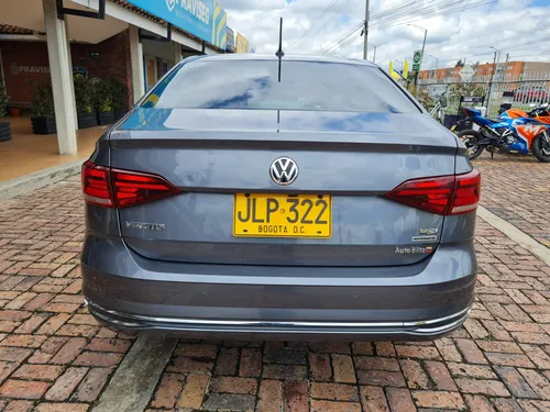 Volkswagen Virtus Highline 1.6cc TP AA 4X2