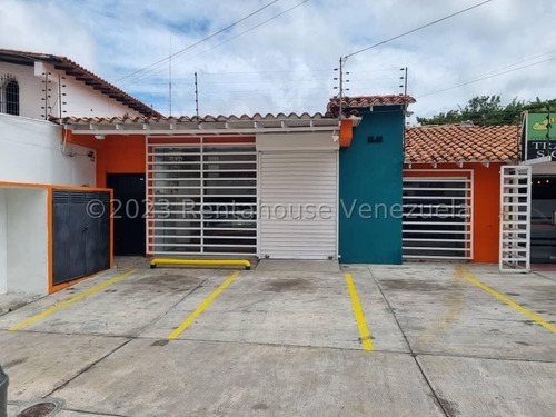 Local Comercial En Venta En Nueva Segovia Barquisimeto Lara -- %%m-c-t%% Cod. 24 Guion 3 7 5 9