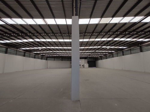 Imagen 3 de 6 de Bodega En Renta O Venta En Periférico Y Carretera A Chapala