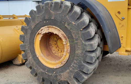 Pá Carregadeira John Deere 644k Ano 2022 Com 2.320 Horas