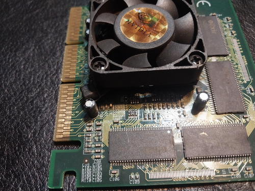 Placa Video Nvidia Tnt2 M64 32mb Agp Y Riva Tnt2 32mb Pci