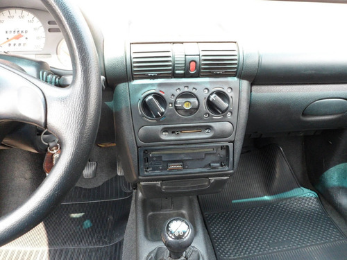 Chevrolet Corsa 1.0 Mpfi Milenium Sedan 8v Gasolina Manual