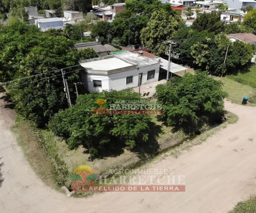 Casa En Venta Con Renta, Progreso. 