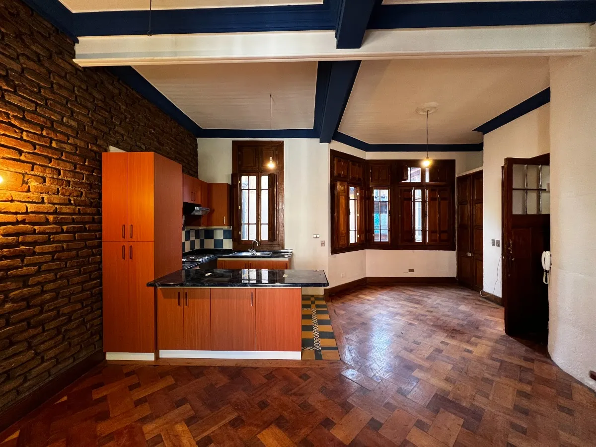 Imagen 1 de 12 de En Barrio Yungay: Arriendo De Loft