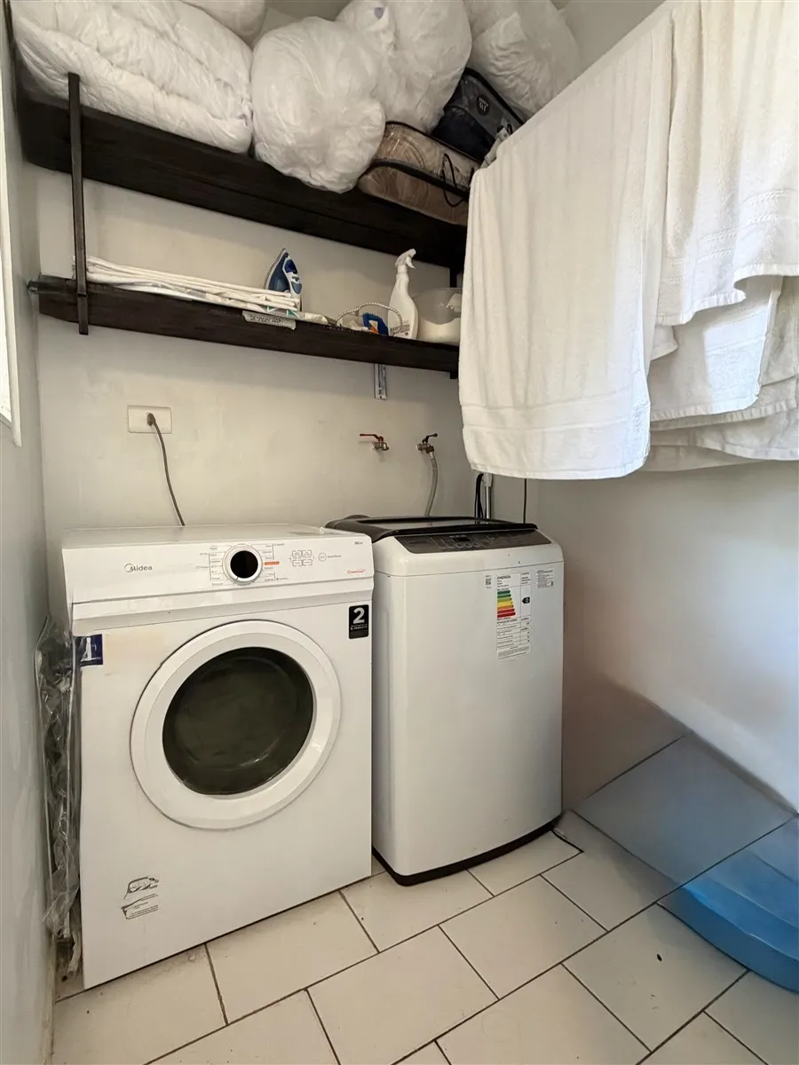 Imagen 5 de 30 de Casa Amoblada En Arriendo De 6 Dorm. En La Reina
