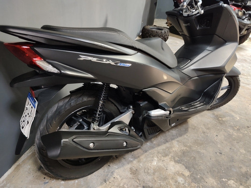 Imagen 3 de 16 de Honda Pcx 150// 2018 // Unico Dueño // 75motos