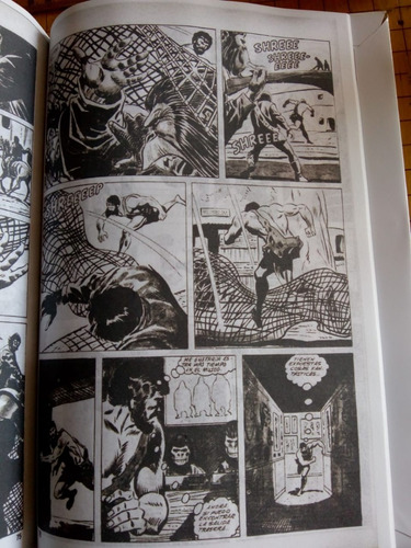 Imagen 3 de 5 de El Planeta De Los Simios T.1 Español Pasta Dura Comic Libro