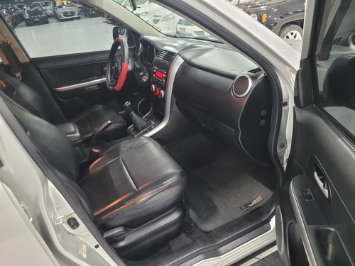 Suzuki Grand Vitara 2.0 2wd 5p