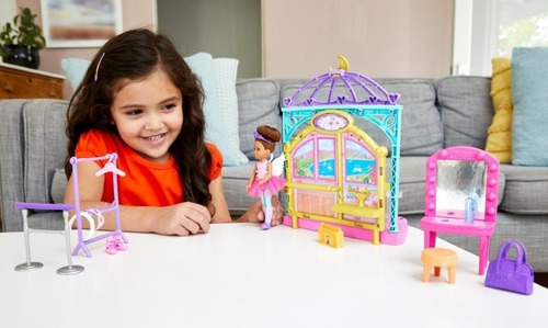 Barbie Muñeca Chelsea Clases De Ballet Set Con Accesorios