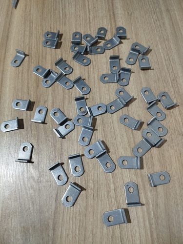 Porta Cadeado Dobrado Kit Com 20 Un Soldar Cantoneira Orelha