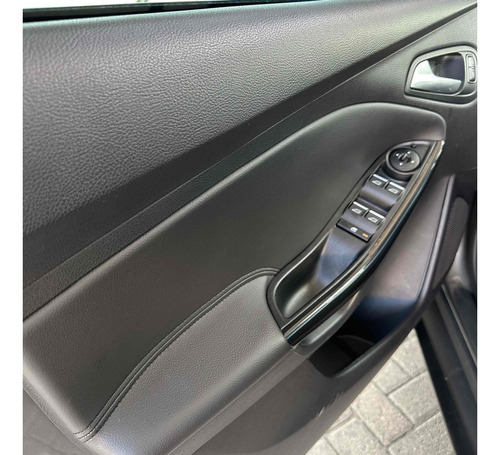 Ford Focus 2.0 TITANIUM PLUS 16V FLEX 4P POWERSHIFT